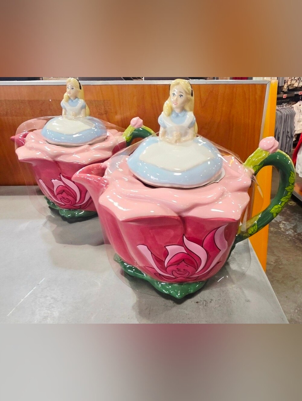 Disney Parks  Alice in Wonderland Ashley Eckstein Tea Pot